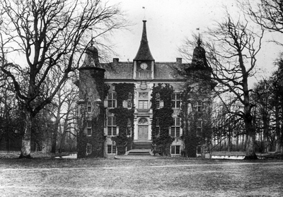 811956 Gezicht op het Huis te Linschoten (Noordlinschoterdijk 15) te Linschoten.